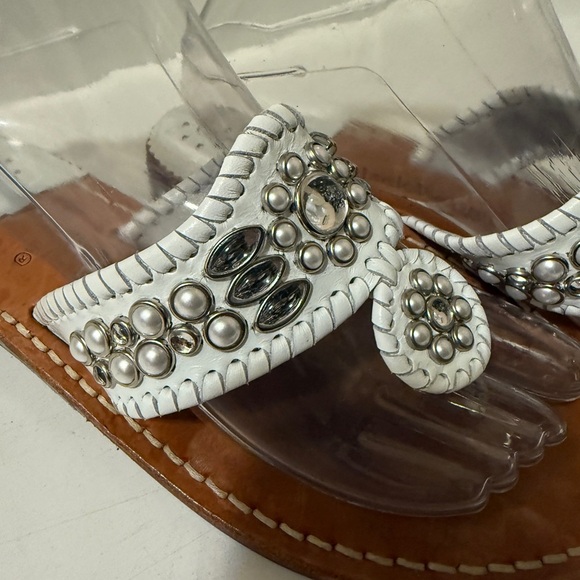 Jack Rogers White and Brown Sandals Beautiful !!
These are truly beautiful coft - Picture 10 of 13